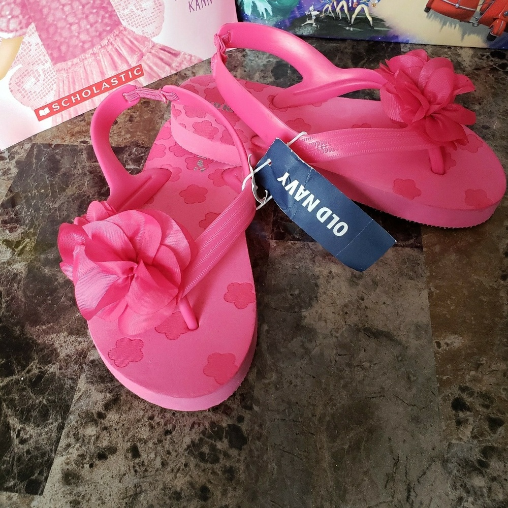 Old  navy sandals